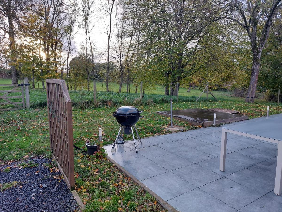 Le Reposoir Maison Spacieuse Avec Feu Au Bois Bertogne Bagian luar foto